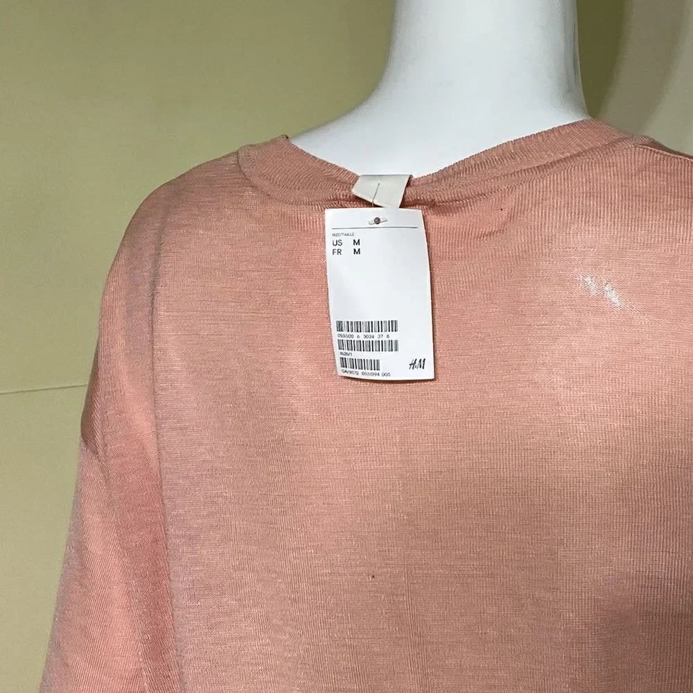 NWT H&M Soft Pink Oversized Light Knit Sweater - Picture 7 of 14